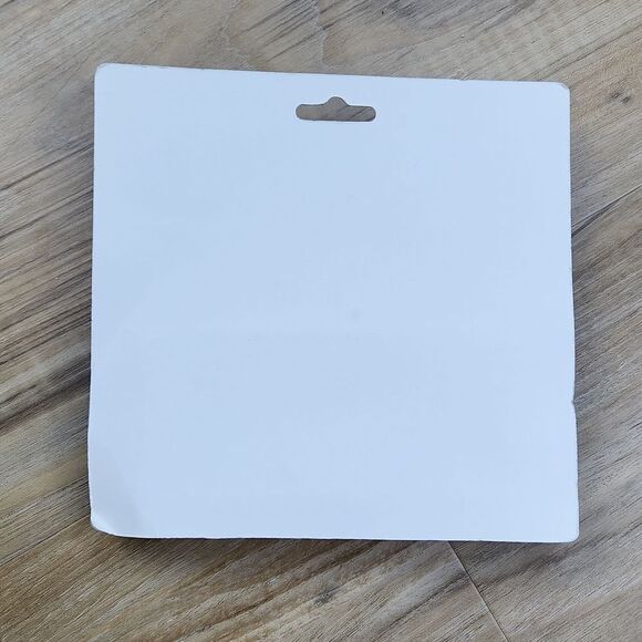 🔹️NIB Purple Metallic Mardi Gras Jumbo Eyelashes - Picture 2 of 2